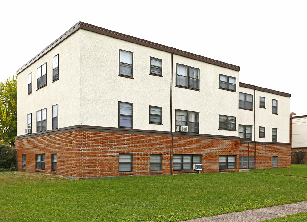 Sibley Manor Apartments in St. Paul, MN - Building Photo