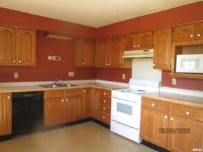 1706 Pike Rd in Savanna, IL - Building Photo - Building Photo