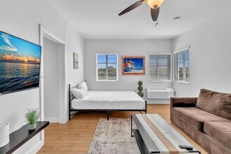 8415 Harding Ave in Miami Beach, FL - Building Photo - Building Photo