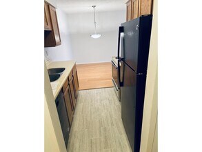 1331 Fir St in White Rock, BC - Building Photo - Building Photo