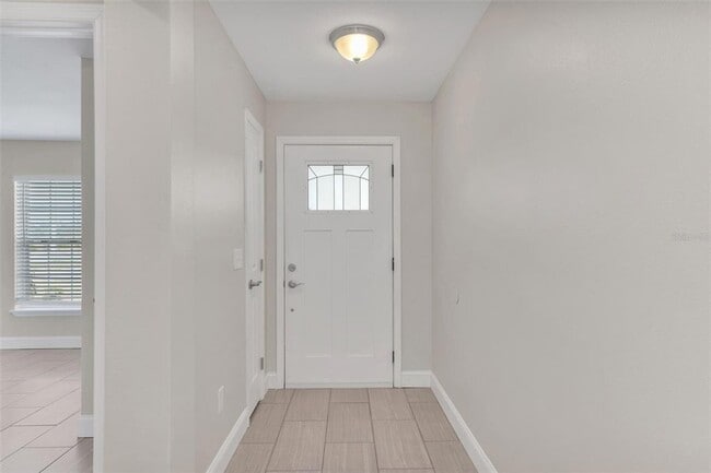 2036 Hillview Cir in Deltona, FL - Building Photo - Building Photo