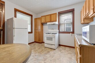 723 N Trumbull Ave-Unit -2 in Chicago, IL - Building Photo - Building Photo