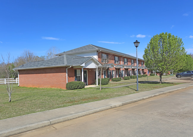 Quail Ridge in Jemison, AL - Building Photo - Building Photo