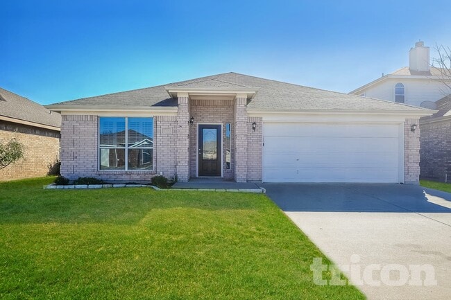 4703 Topaz Ln in Granbury, TX - Building Photo - Building Photo