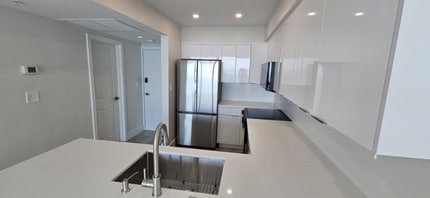 2501 S Ocean Dr in Hollywood, FL - Foto de edificio - Building Photo