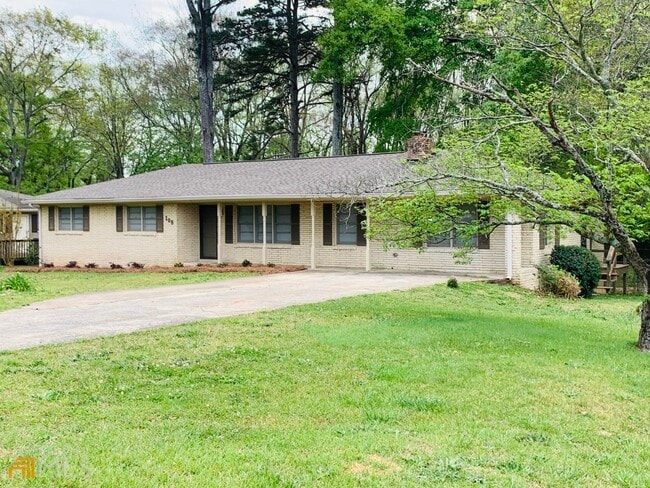 105 Sunrise Dr in Newnan, GA - Building Photo - Building Photo