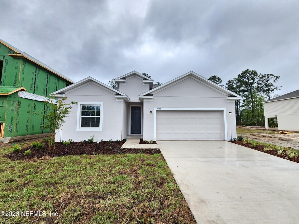 3245 Crocus Ln in Green Cove Springs, FL - Building Photo