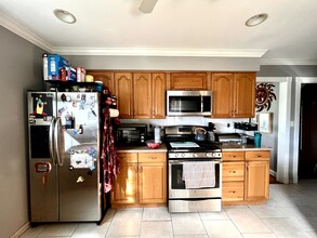 140 E Northwest Hwy in Des Plaines, IL - Building Photo - Building Photo