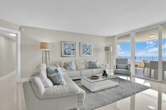500 S Ocean Blvd in Boca Raton, FL - Building Photo - Building Photo