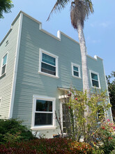 308 W De la Guerra St in Santa Barbara, CA - Building Photo - Building Photo