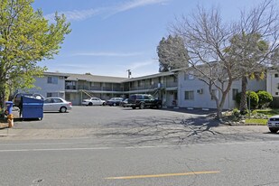 Bell Street Apartments in Sacramento, CA - Building Photo