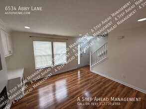 6534 Abby Ln in Zionsville, IN - Building Photo - Building Photo