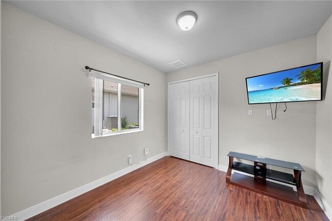 3326 SW 8th St in Cape Coral, FL - Building Photo - Building Photo