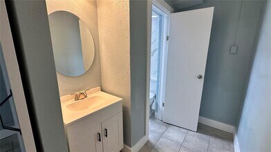 236 6th Ave N in St. Petersburg, FL - Building Photo - Building Photo