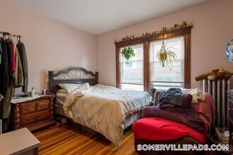 39 Thurston St in Somerville, MA - Building Photo - Building Photo