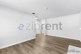 4430 Silverton Way in Sacramento, CA - Building Photo - Building Photo
