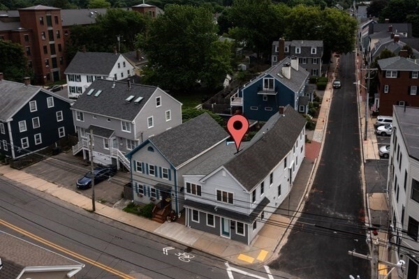 1 Lime St in Newburyport, MA - Foto de edificio - Building Photo