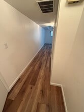 5300 E Waverly Dr, Unit J14 in Palm Springs, CA - Building Photo - Building Photo