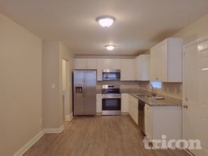 6638 Brunning Glen Ct in Charlotte, NC - Foto de edificio - Building Photo