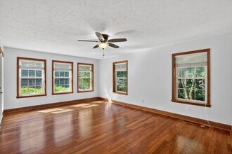 19281 King James Pkwy in Lexington Park, MD - Building Photo - Building Photo