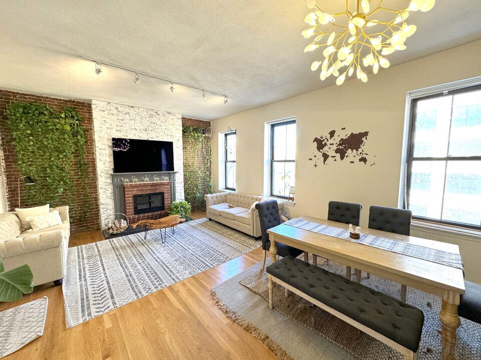 84 Berkeley St, Unit 3 in Boston, MA - Building Photo