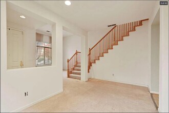 748 Iberis Way in Tracy, CA - Building Photo - Building Photo