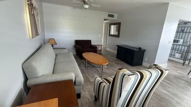 21 Markham A in Deerfield Beach, FL - Building Photo - Building Photo