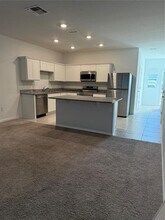 330 Cadberry Pl in St. Cloud, FL - Building Photo - Building Photo