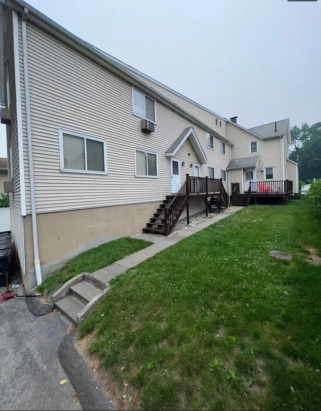 41 Orange St in Stamford, CT - Foto de edificio - Building Photo