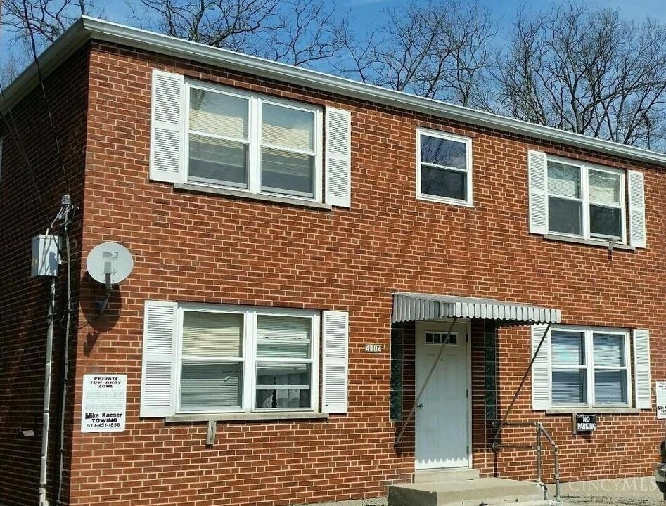 4104 Flower Ave in Cincinnati, OH - Building Photo