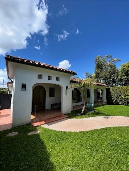 709 Havana Ave in Long Beach, CA - Building Photo - Building Photo