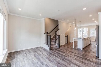 8159 Tompkins St in Rockville, MD - Building Photo - Building Photo