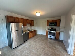 40 Smith St in Glen Cove, NY - Building Photo - Building Photo