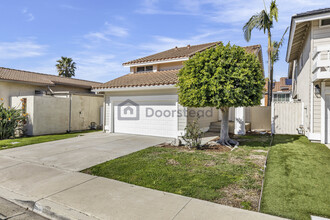 7 Calandria in Irvine, CA - Building Photo - Building Photo