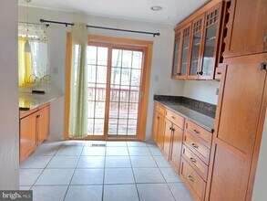 14100 Oakpointe Dr in Laurel, MD - Building Photo - Building Photo