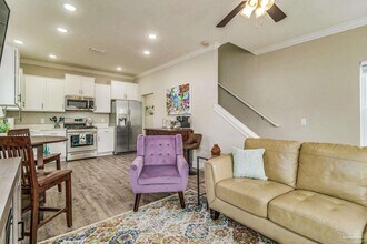 1002 W Main St in Pensacola, FL - Building Photo - Building Photo