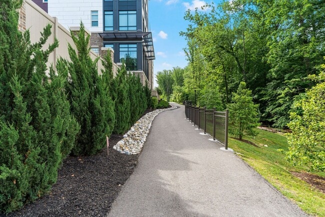 Lerner Black Hill in Germantown, MD - Building Photo - Building Photo