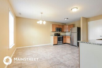 944 Shenandoah Way in Greenwood, IN - Building Photo - Building Photo