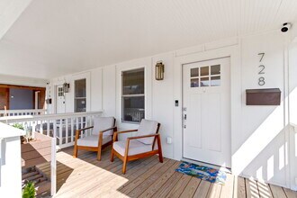 728 Cottage Ave in Indianapolis, IN - Building Photo - Building Photo