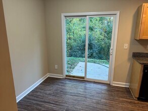 132 Brookwood Ave NE in Concord, NC - Building Photo - Building Photo