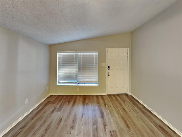 4931 Darrow Ln in Arlington, TX - Building Photo - Building Photo