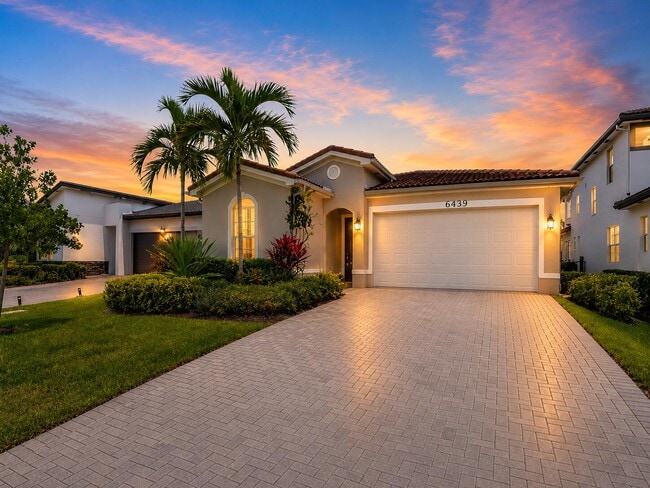 property at 6439 Trails Of Foxford Ct