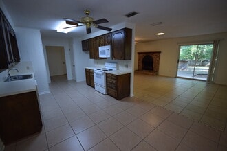 207 Frazier Rd in Ruston, LA - Building Photo - Building Photo