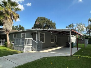 7018 Keller St in Houston, TX - Building Photo - Building Photo