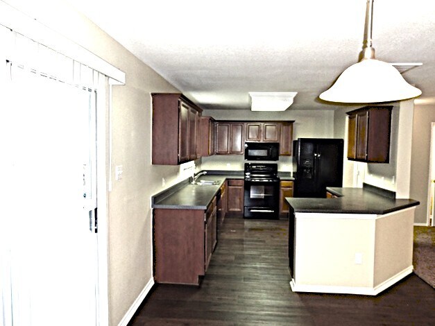 13209 Thome Valley Dr in Del Valle, TX - Building Photo - Building Photo