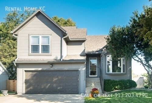 582 W Layton St in Olathe, KS - Building Photo