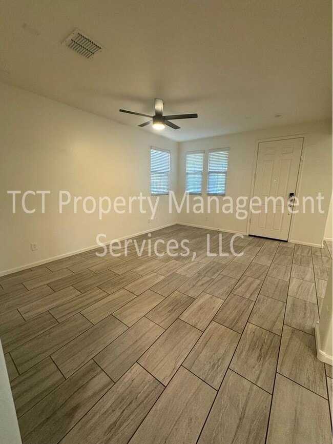 3724 E Trinity Ln in Chandler, AZ - Building Photo - Building Photo