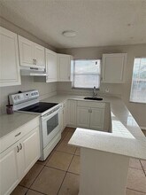 1235 W River Dr, Unit 3 in Margate, FL - Building Photo - Building Photo