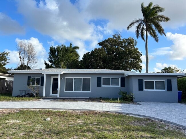 property at 1172 Arizona Ave