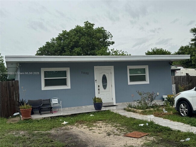7000 NW 21st Ave in Miami, FL - Building Photo - Building Photo